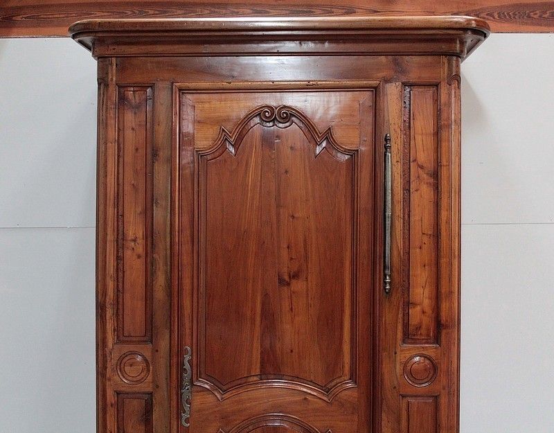 Bonnet Louis XIV   Louis XV Cherry, 18th photo furniture