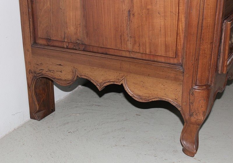 5913.23 Bonnet Louis XIV   Louis XV Cherry, 18th photo