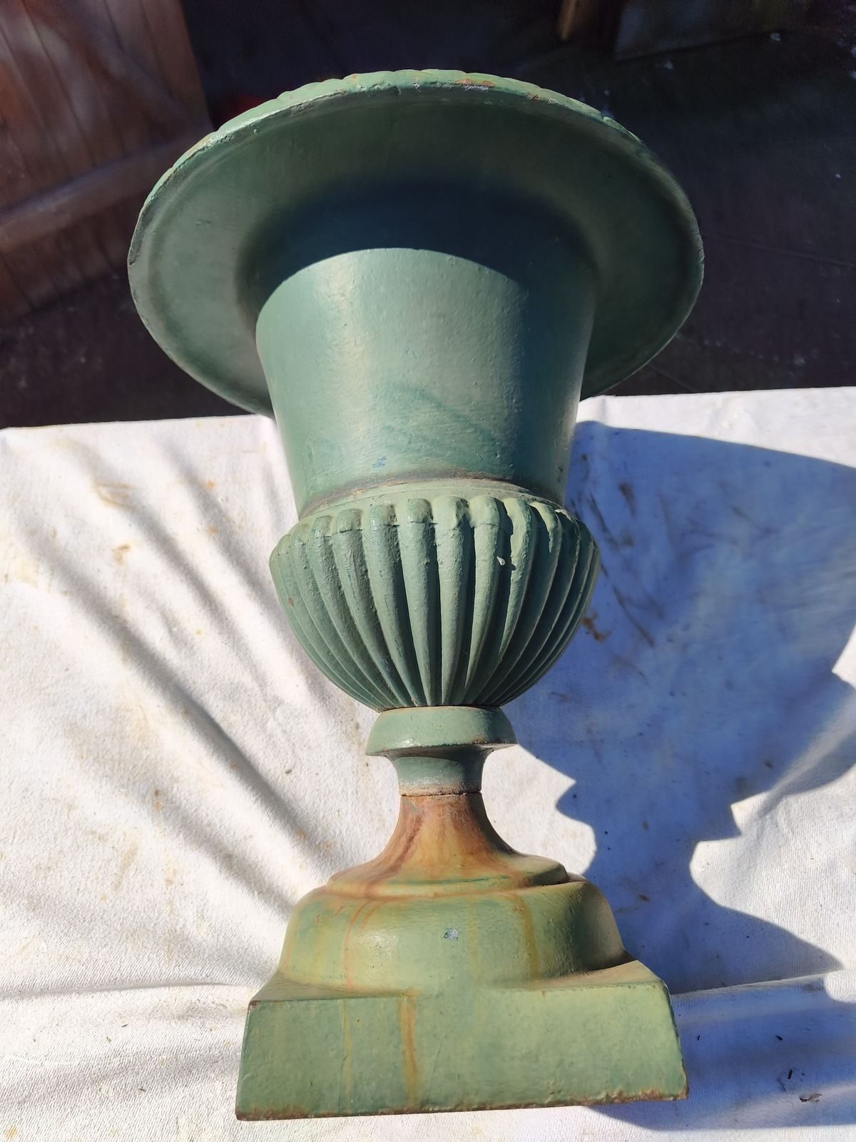 640.0 Pair Of 19th Century Cast Iron Medici Vases photo