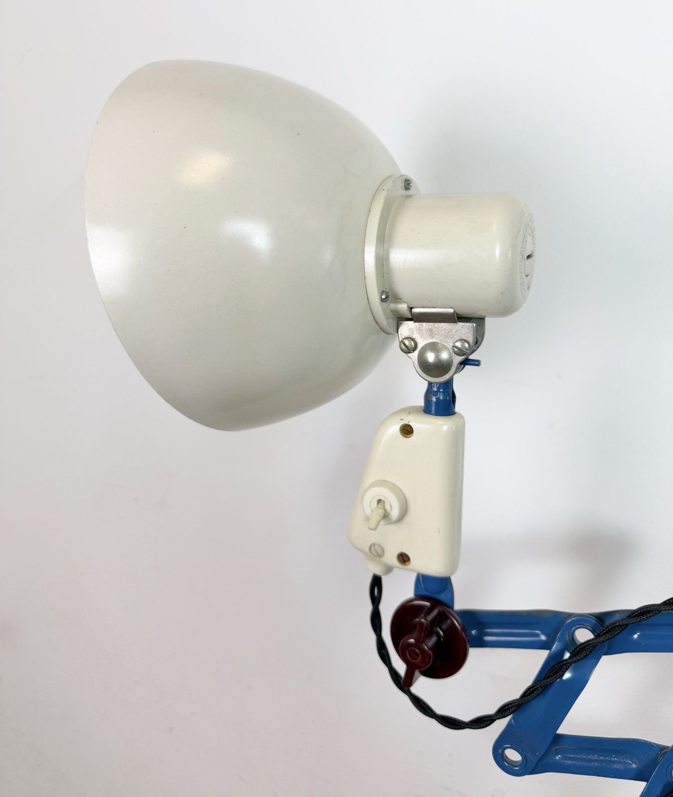 photo for sale Industrial East German Scissor Lamp From Veb Zweckleuchtenbau Dresden, 1950s