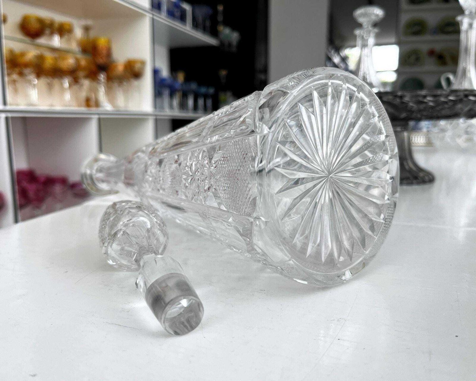 Val Saint Lambert | Whiskey Decanter | Pyramid Decanter photo 306.0