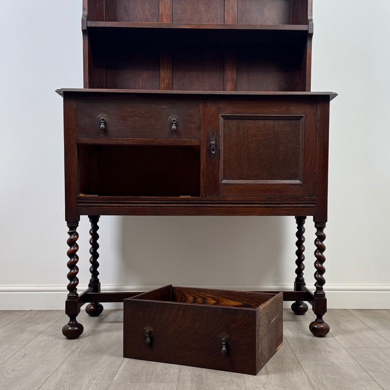 Furniture Antique 20th Century Barley Twist Welsh Dresser In Oak ( Af 5409 ) photo