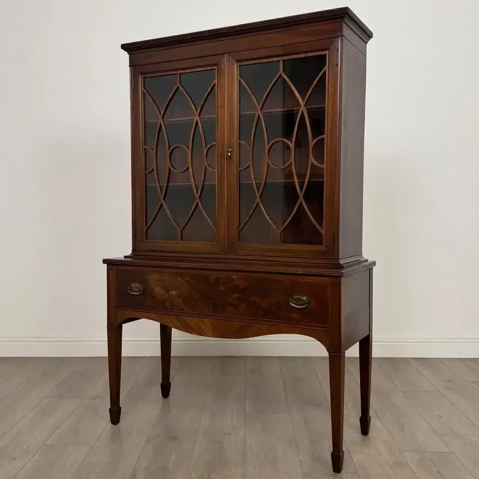 Antique 20th Century American Display Cabinet In Mahogany photo for sale