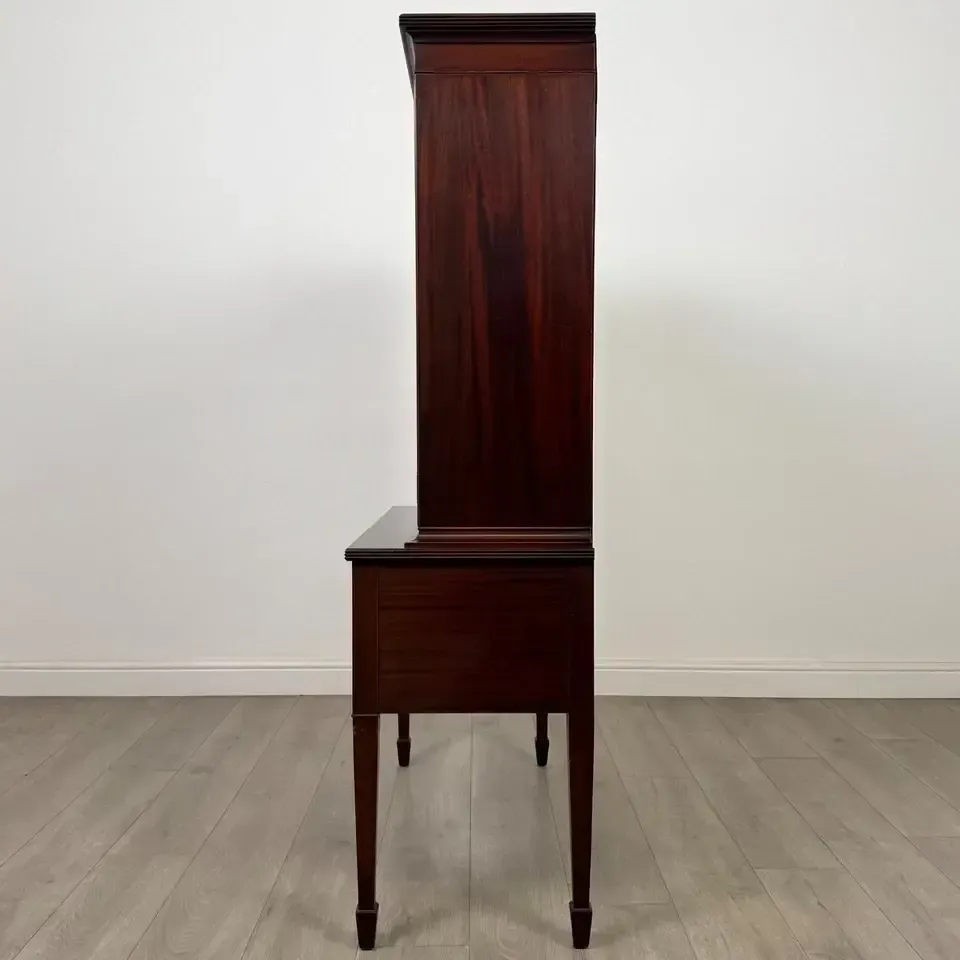 Antique 20th Century American Display Cabinet In Mahogany photo Furniture