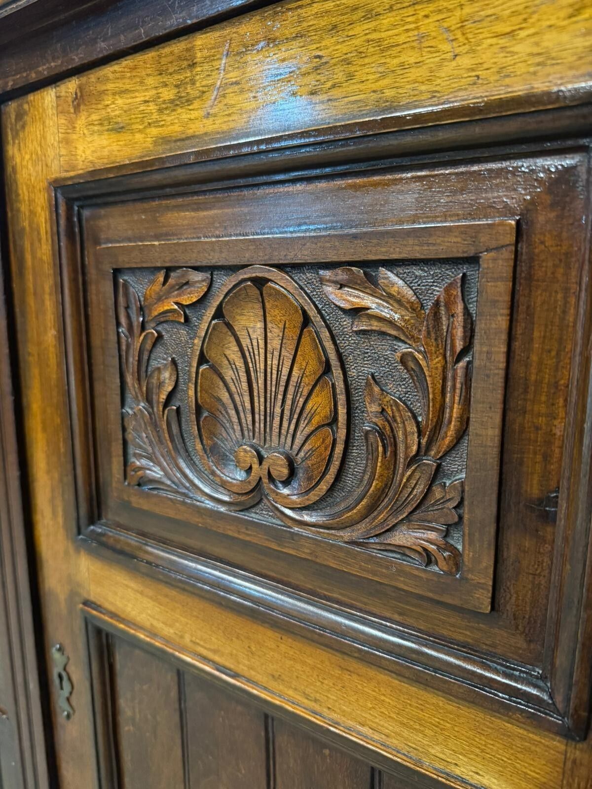 425.0 Antique Victorian Mahogany Sideboard Carved Buffet Bowfront Vintage Stunning. photo