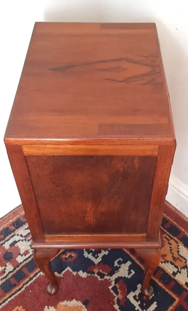 photo vinterior Vintage Art Deco Era Walnut And Mahogany Bedside Cabinet Single With Top Drawer