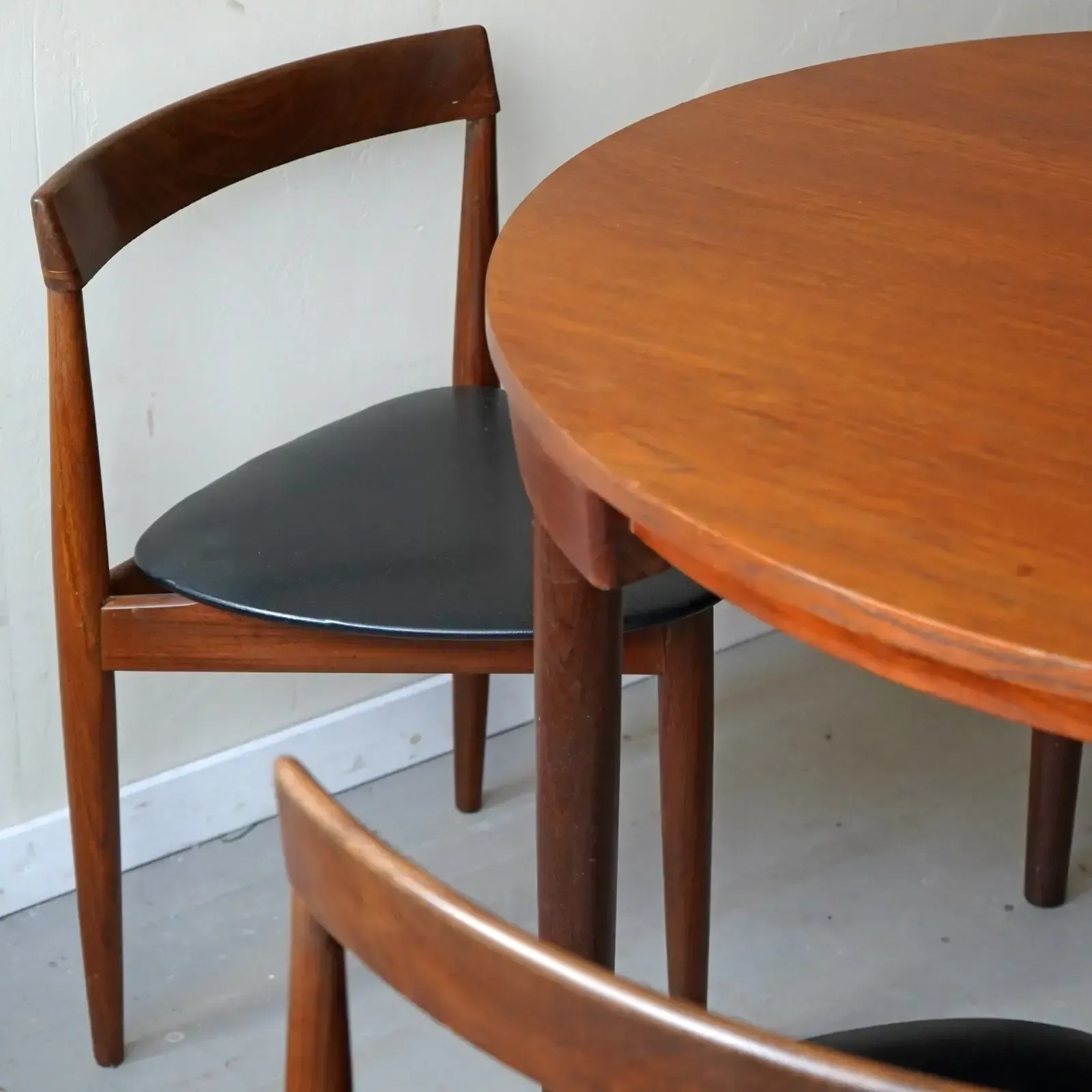 Hans Olsen “Roundette” Dining Set For Frem Røjle photo 1595.0