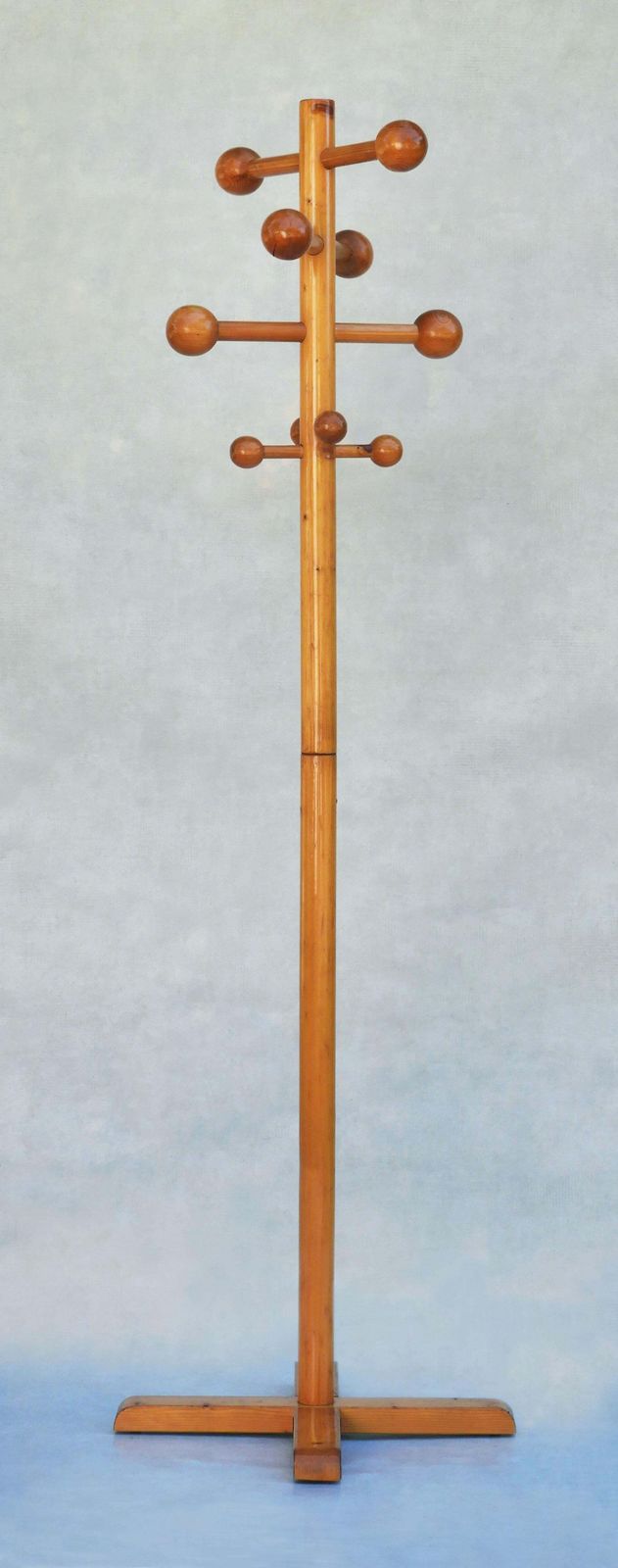 Les Arcs Style Pinewood Coat Stand C1970s France photo furniture