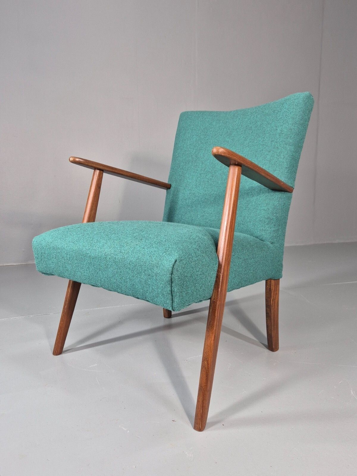 photo vintage Vintage Mid Century Teak Lounge Chair New Upholstery Retro 1960s Eb11814 Mnor