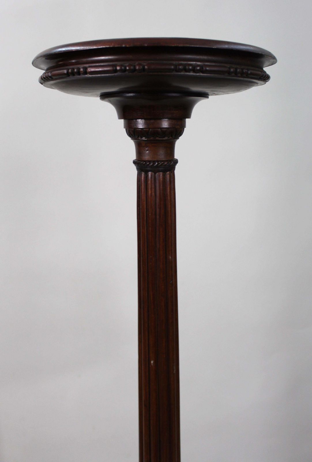 Antique Georgian Revival Mahogany Torchère Pedestal Stand photo vinterior