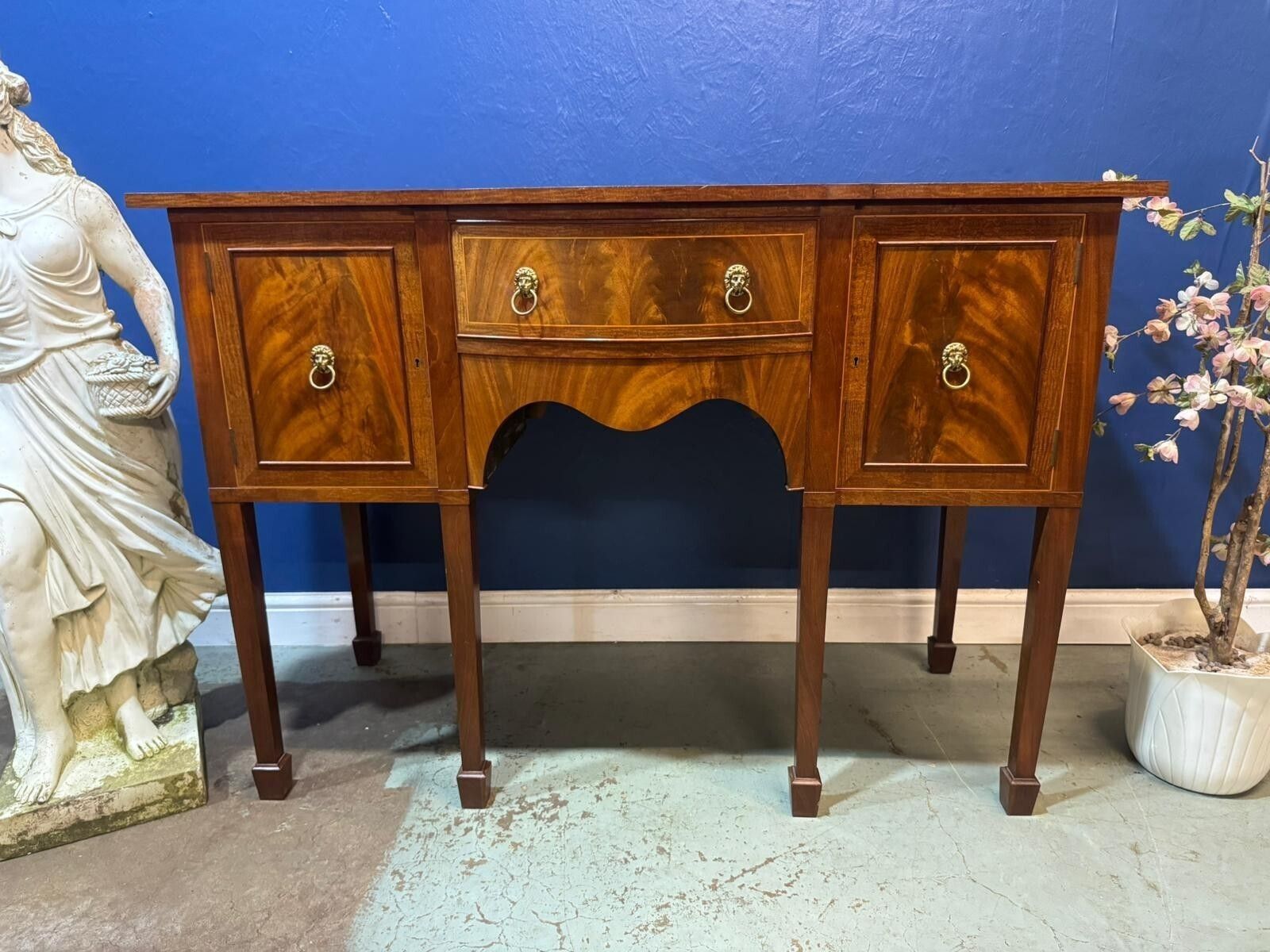Antique Mahogany Regency Style Serpentine Sideboard Dressing Table Furniture photo furniture