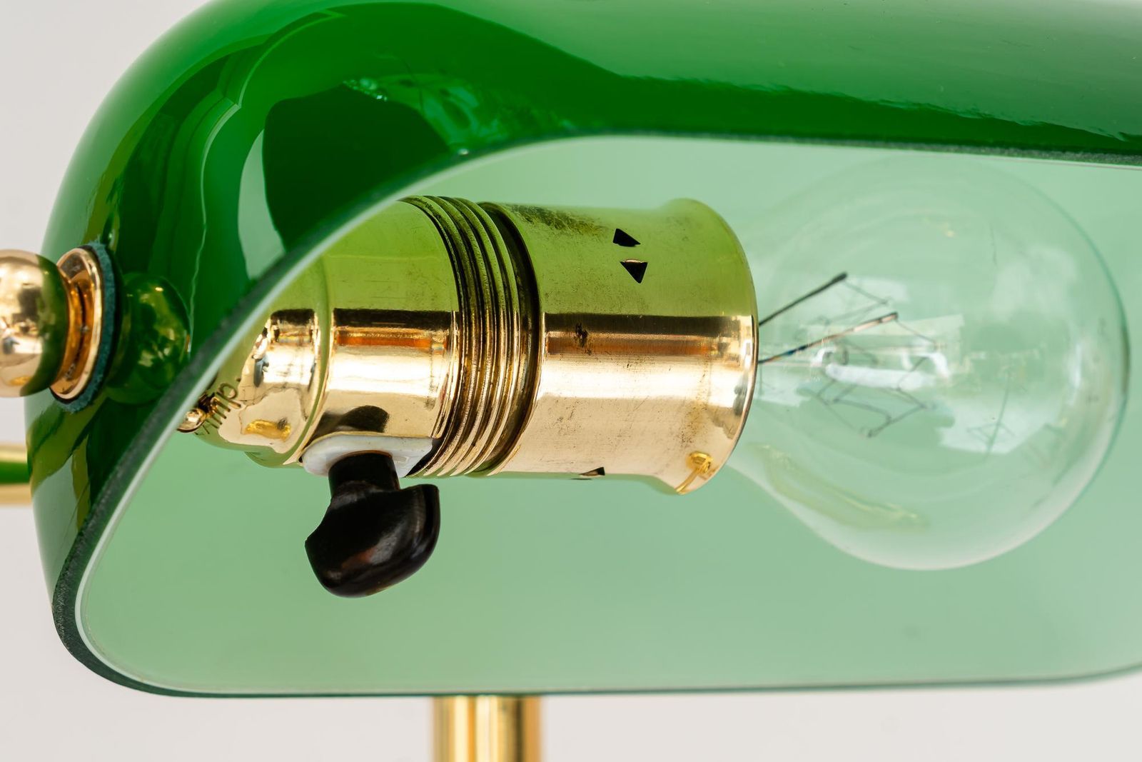 515.0 Banker Table Lamp With Glass Shade Vienna Around 1920s photo
