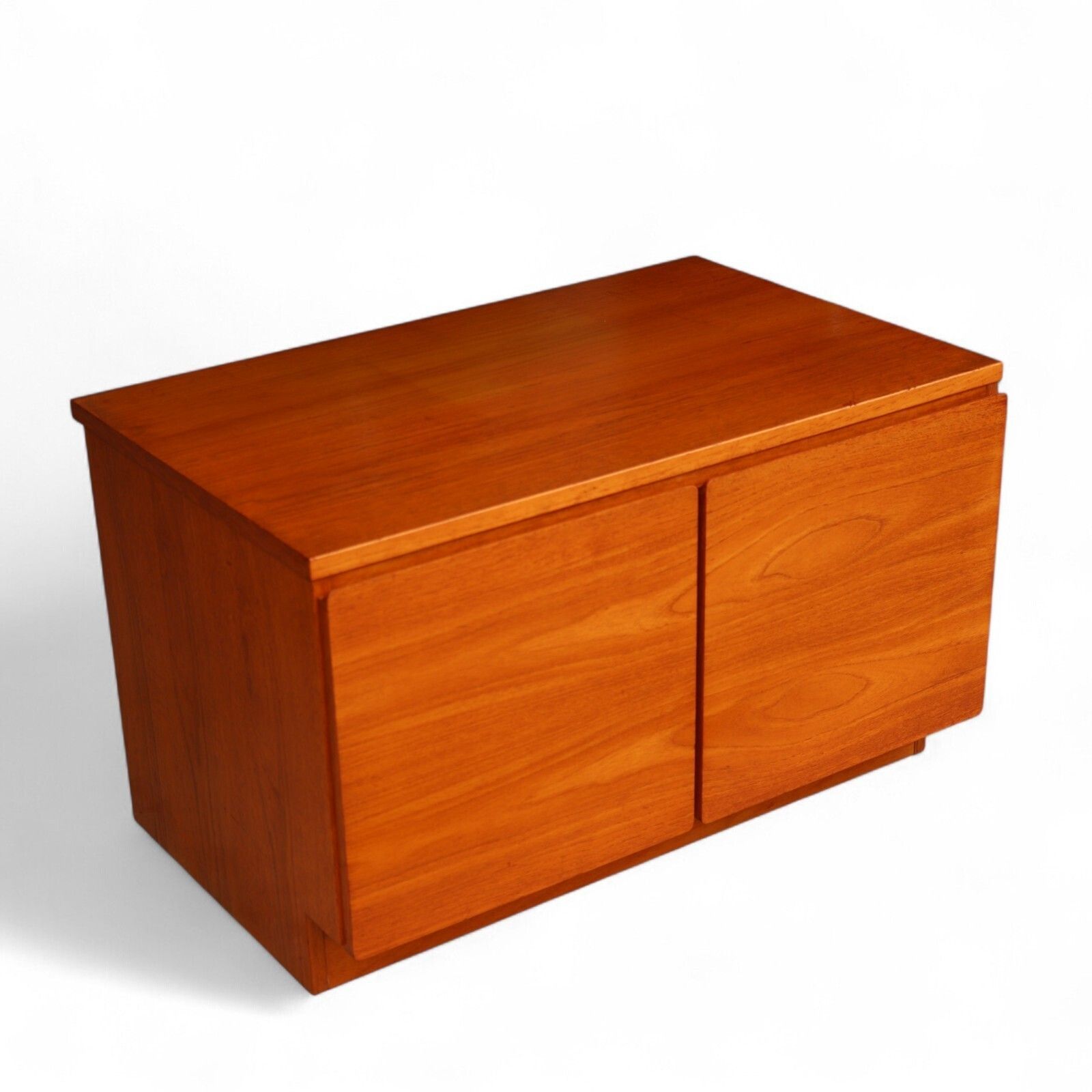 photo buy Mid Century Teak Beaver & Tapley Media Cabinet Tapley 33 Cupboard