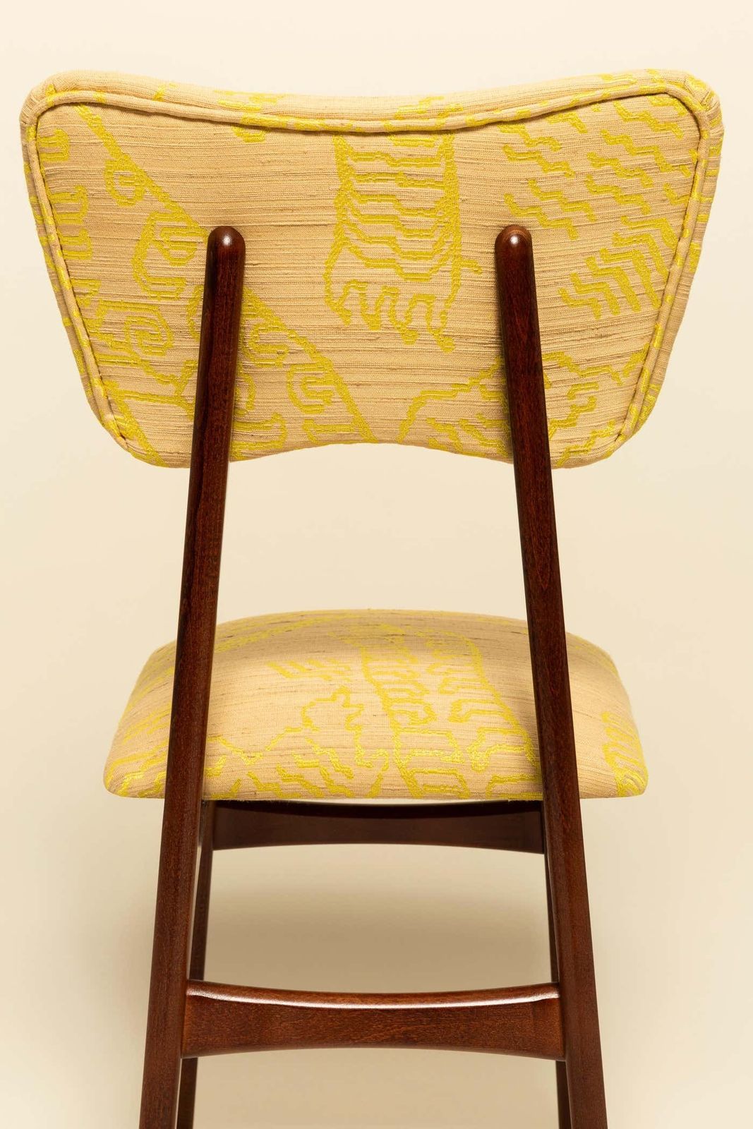 photo buy Eight Mid Century Butterfly Chairs, Beige Tiger Silk By Dedar, Walnut Wood, 1960