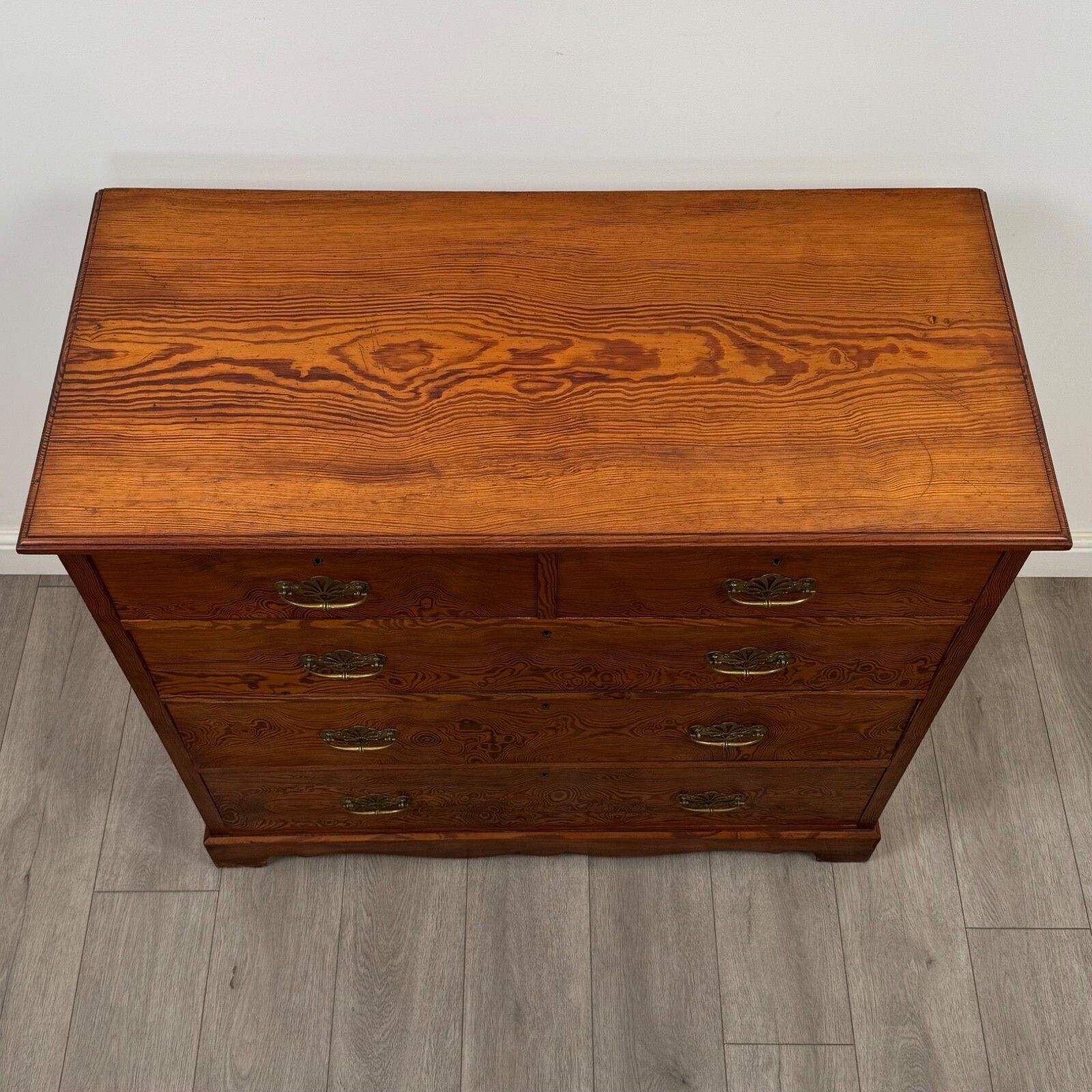 photo furniture Antique 19th Century Figured Pitch Pine Chest Of Drawers ( Af 5401 )