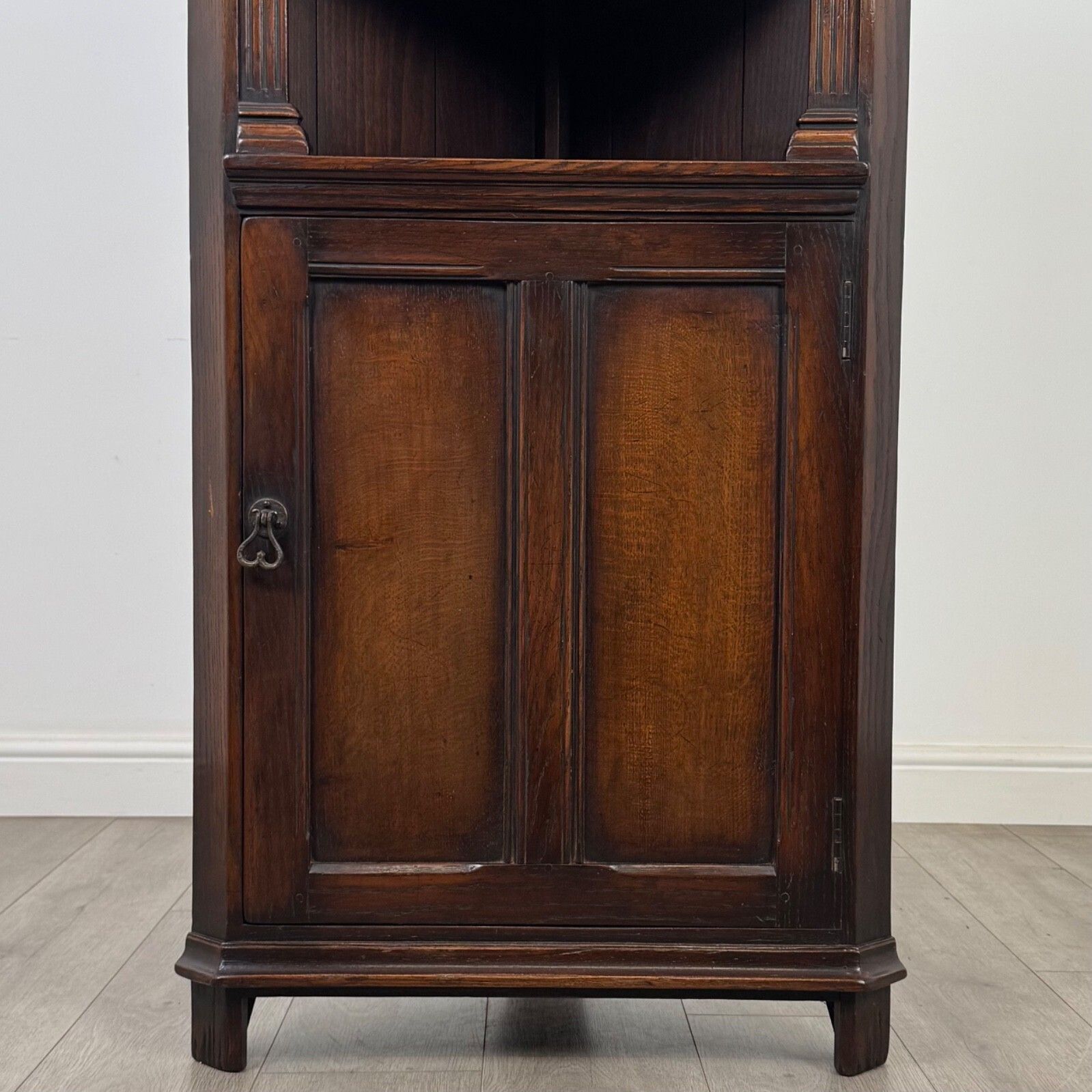 Antique 20th Century Good Quality Corner Cabinet In Oak ( Af 5392 ) photo 495.0