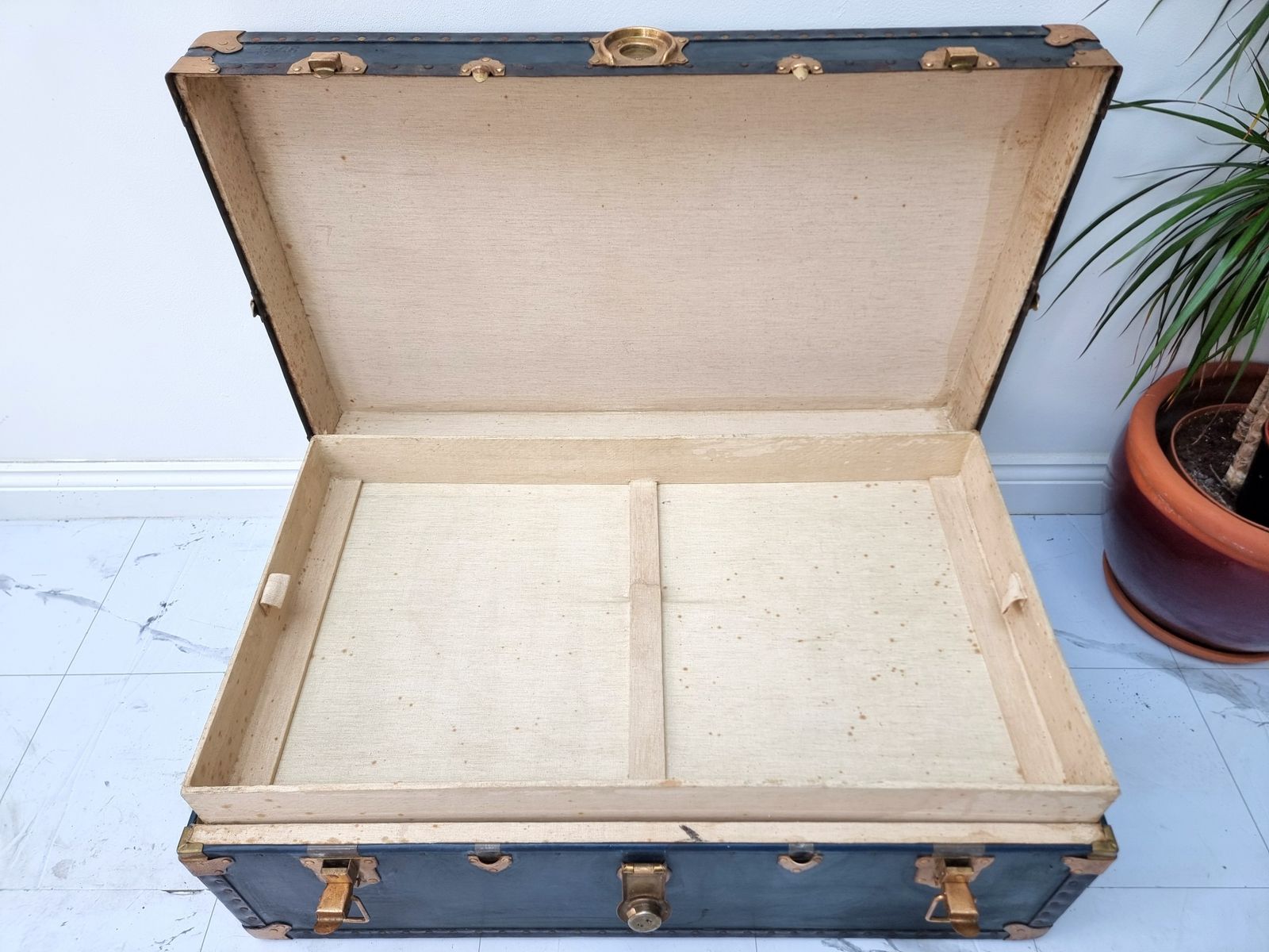 Antique Victor Luggage Travel Steamer Cabin Trunk  1910s photo 285.0