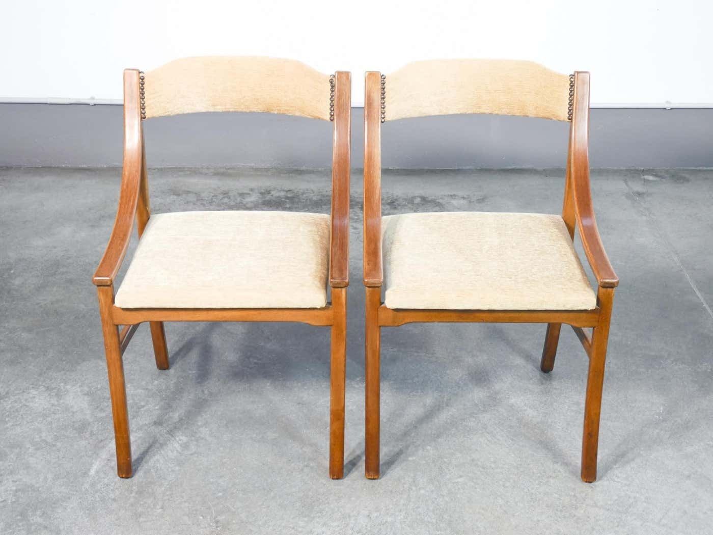 photo furniture Set Of Four Chairs, Design By Silvio Cavatorta. Italy, 50s