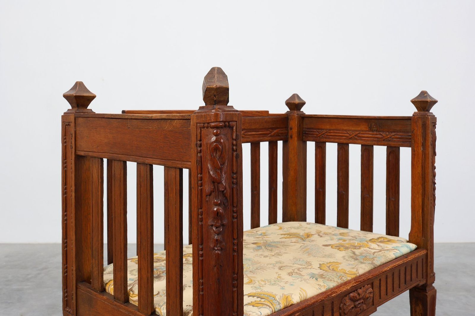 Large Arts & Crafts Oak Side Chair, Belgium, 1915 photo for sale