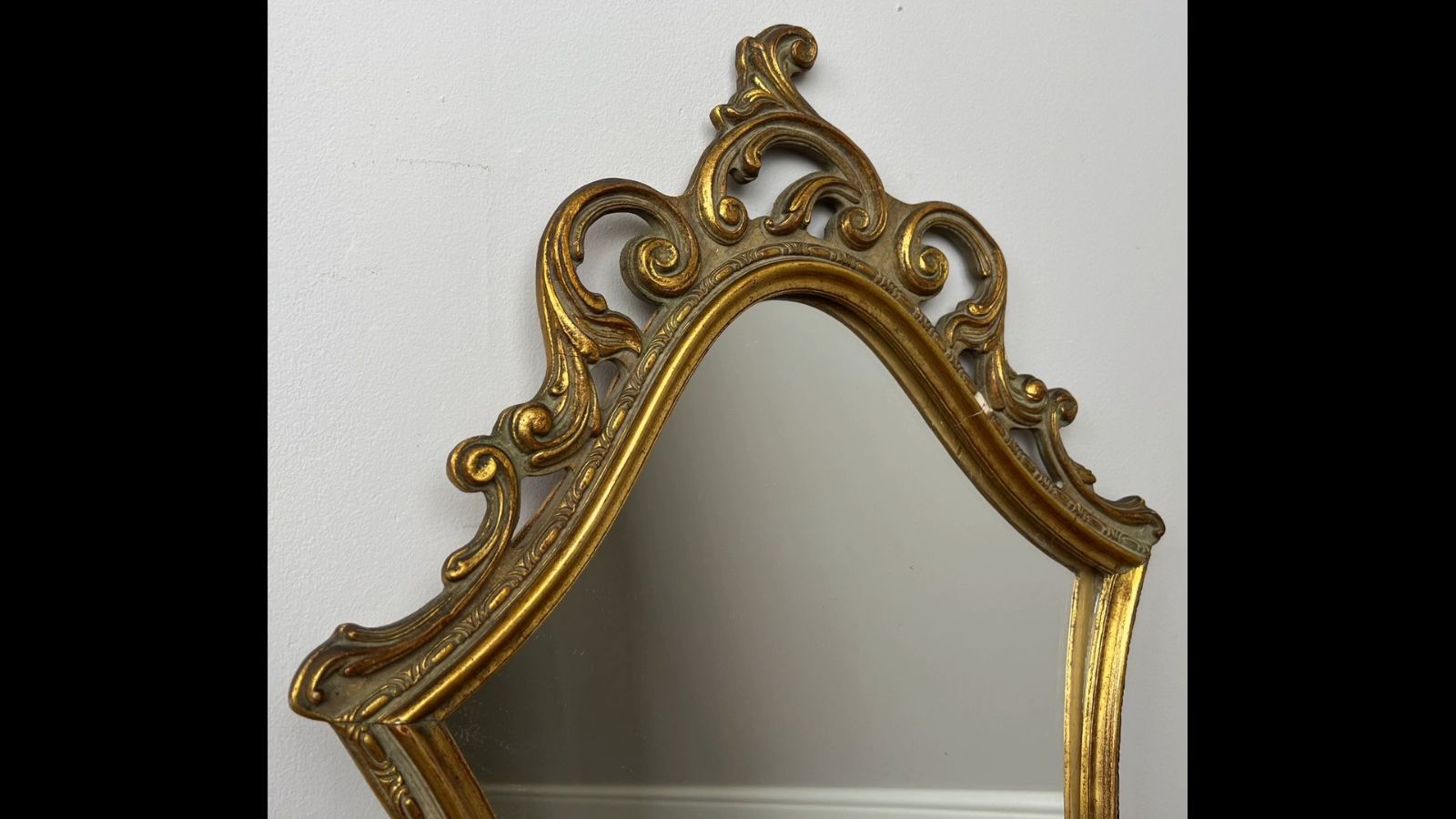 Mirror Vintage French Style Ornate Wall Mirror Decorative Frame photo furniture