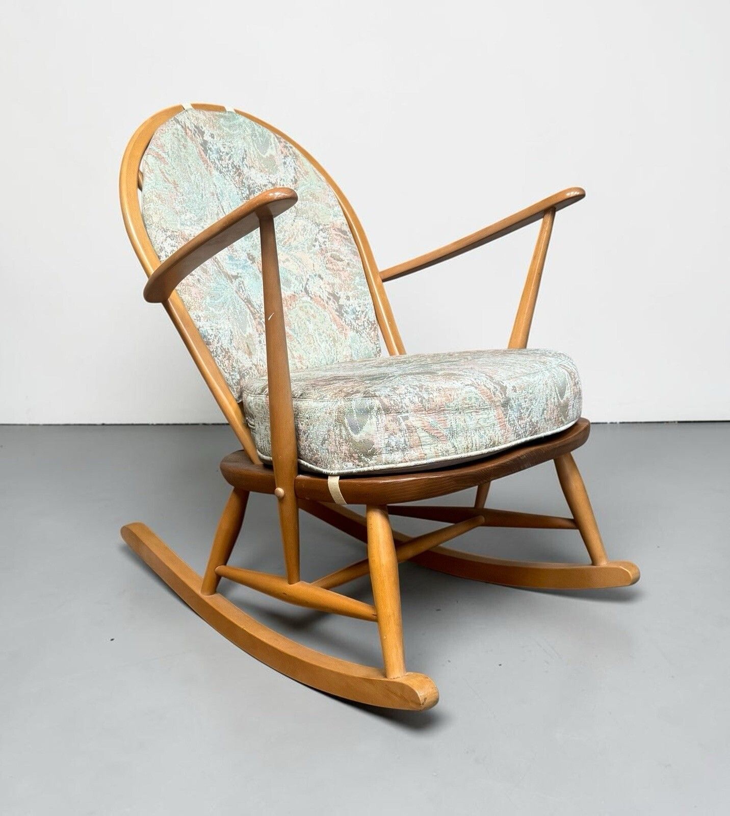 Ercol Blonde Grandfather 315 Armchair Rocking Chair Mid Century 1960s