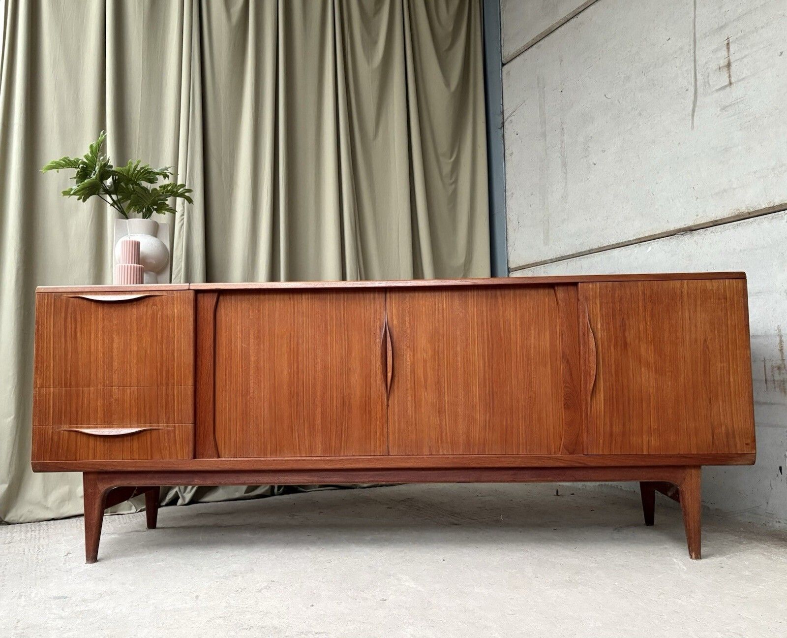 Vtg Mid Century Danish Large Teak Sideboard By Johannes Andersen Uldum R1144