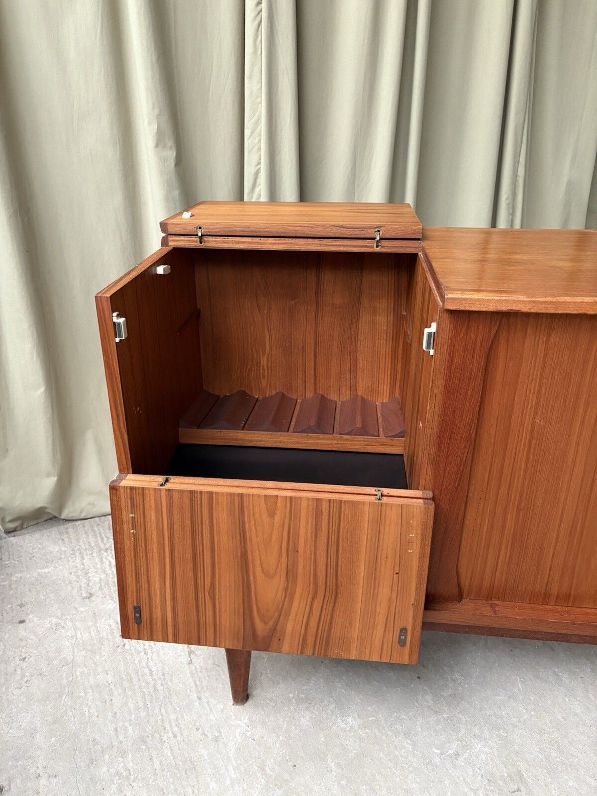 Vtg Mid Century Danish Large Teak Sideboard By Johannes Andersen Uldum R1144 photo vintage