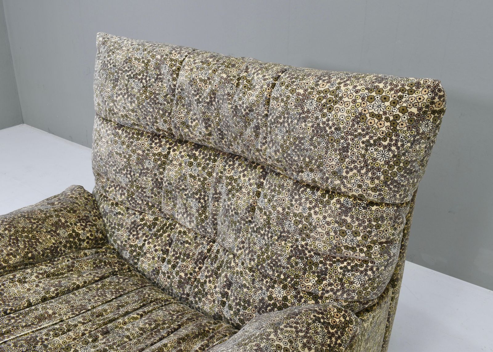 Ligne Roset 'Dainthus' Lounge Chair By Michel Ducaroy 'Liberty Of London' Fabric photo 3193.0