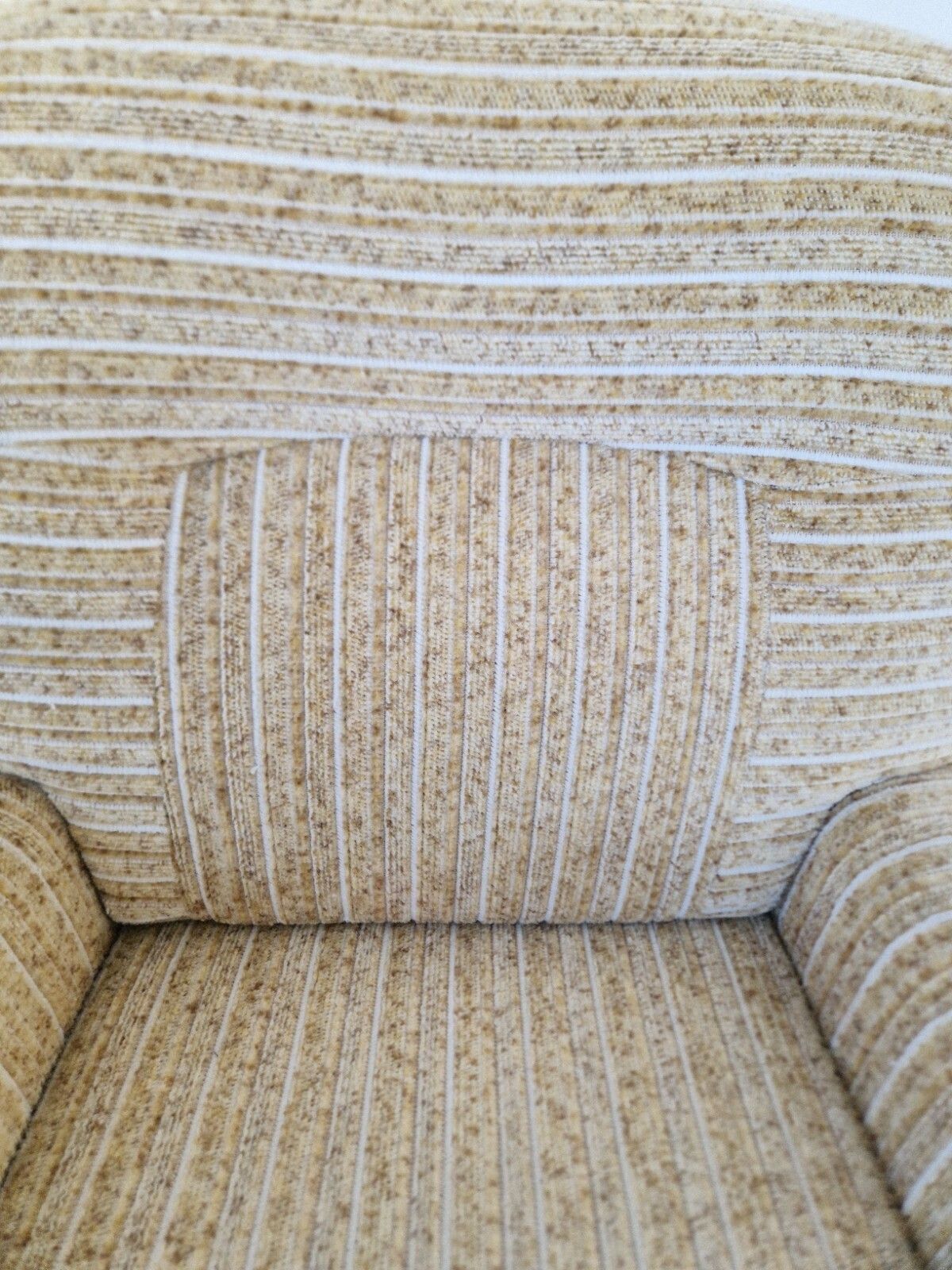 photo vintage Pair Of Post Modern Italian Club Armchairs 1970s Saporiti