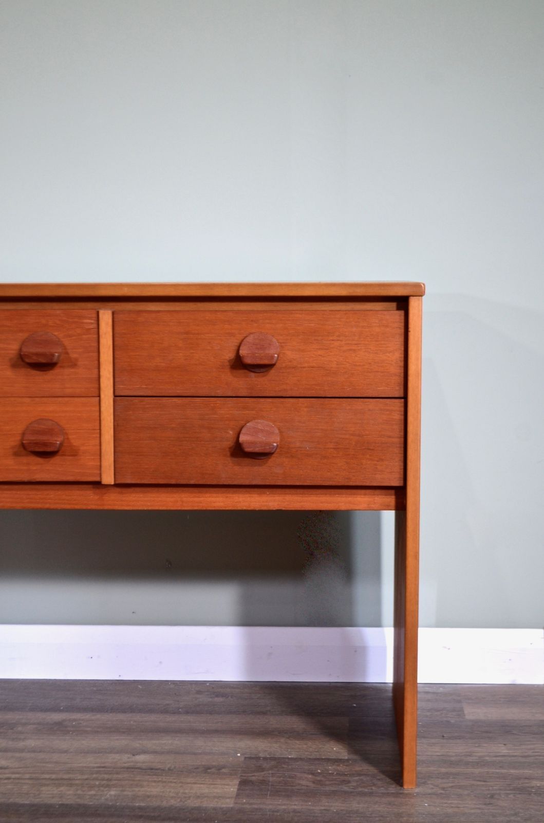 Vintage Midcentury 'Stag' Teak Console Table / Dressing Table /Drawers/ Sideboard. Delivery. Modern / Retro / Danish Style. photo 599.0