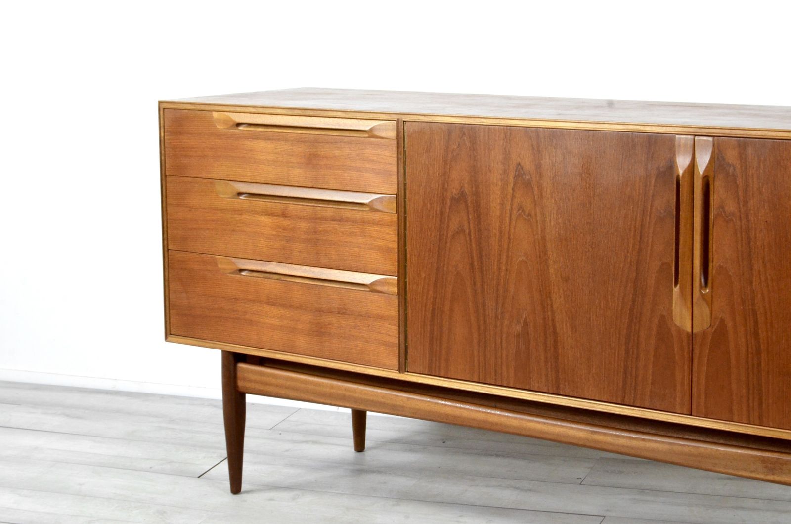 photo furniture Rare Vintage Midcentury Mc Intosh Teak Sideboard / Long John. Delivery. Modern / Danish Style.