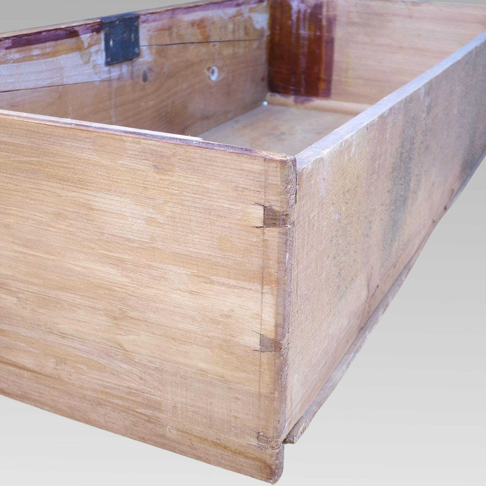 Charming Antique 19th Century Victorian Pine Chest Of Drawers. photo buy