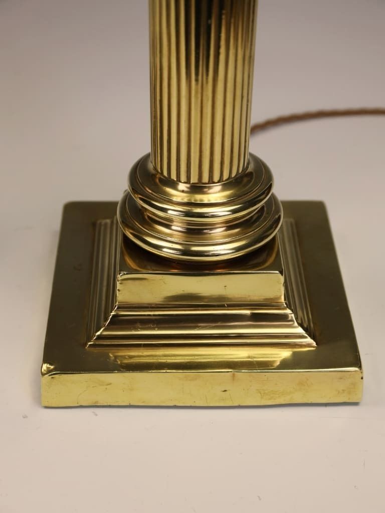 A Magnificent Pair Of 19th Century Brass Corinthian Column Table Lamps photo vinterior