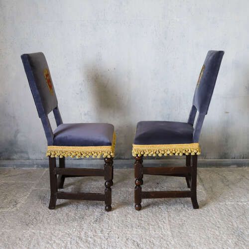 photo furniture Matched Pair Scottish Oak Armorial Clan Chairs Velvet Upholstery Heraldic Crests C 1650