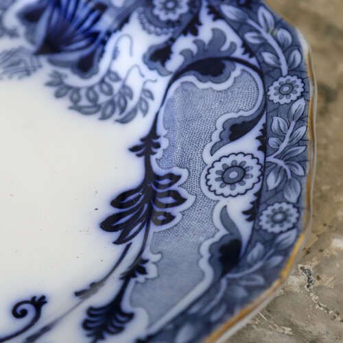 Trio Of 19th‑Century Staffordshire Raleigh Pattern Cobalt Blue‑And‑White Serving Plates photo buy