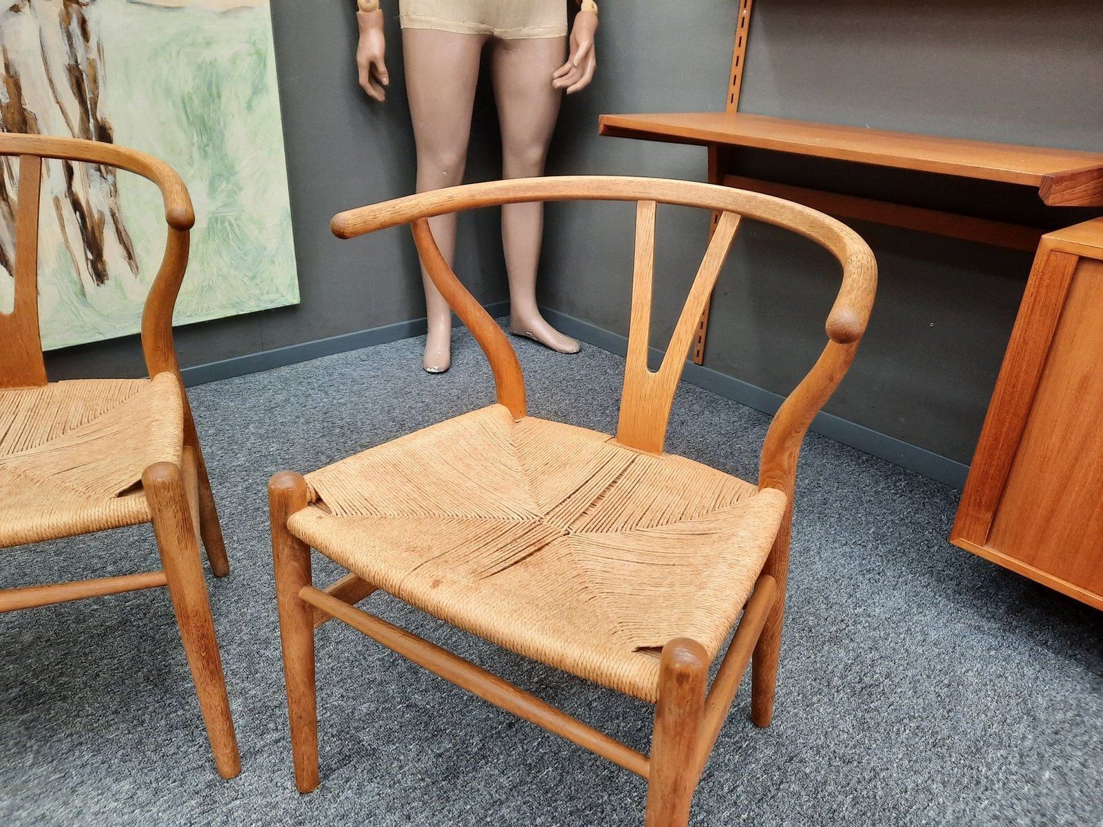 photo for sale Wishbone Chairs By Hans Wegner For Carl Hansen & Son, 1960s, Set Of 2