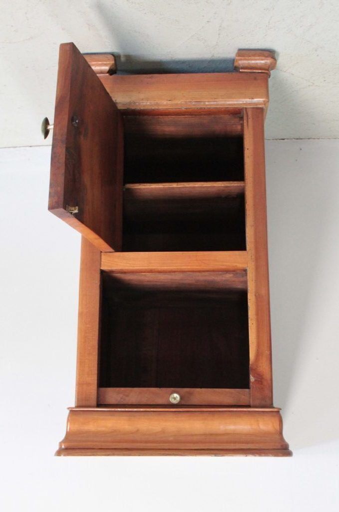 Small Piece Of Furniture With Curtain  19th photo vinterior