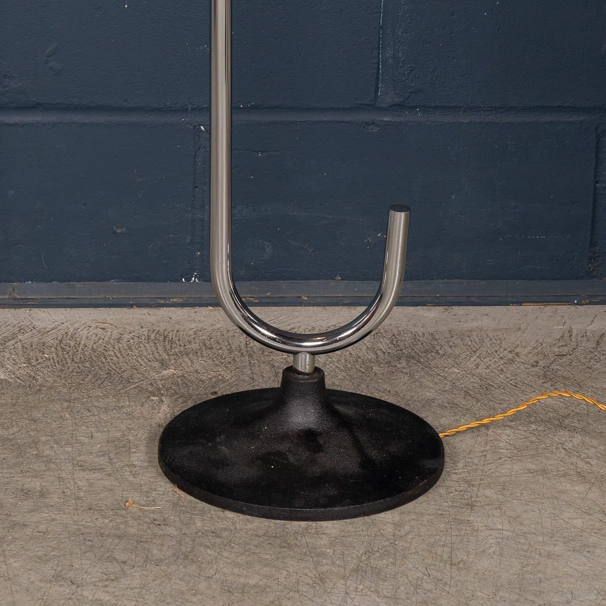 photo vinterior Vintage 20th Century Italian Chrome Floor Lamp With Opaline Shade C.1970