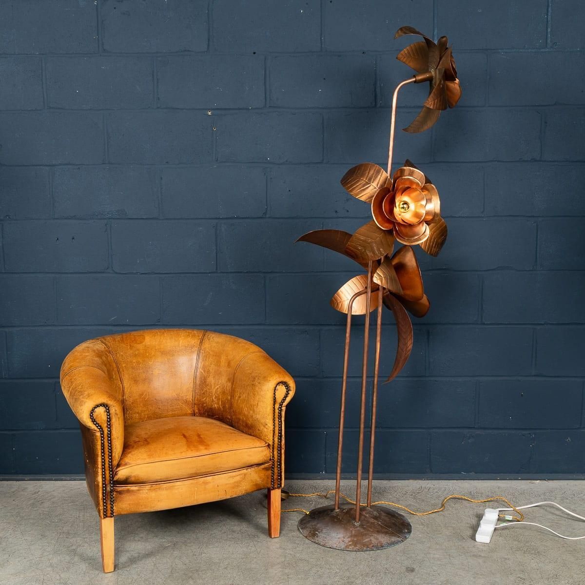 Vintage 20th Century Italian Brass Floral Floor Lamp C.1970 photo 1522.0