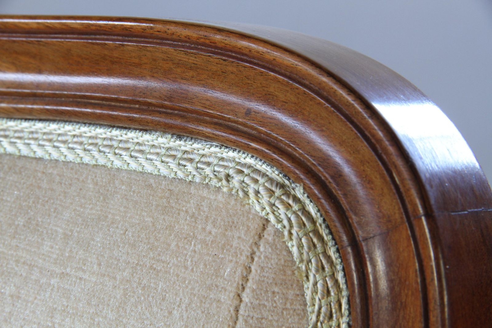photo furniture Antique Louis XV Style 19th Century Sofa, French