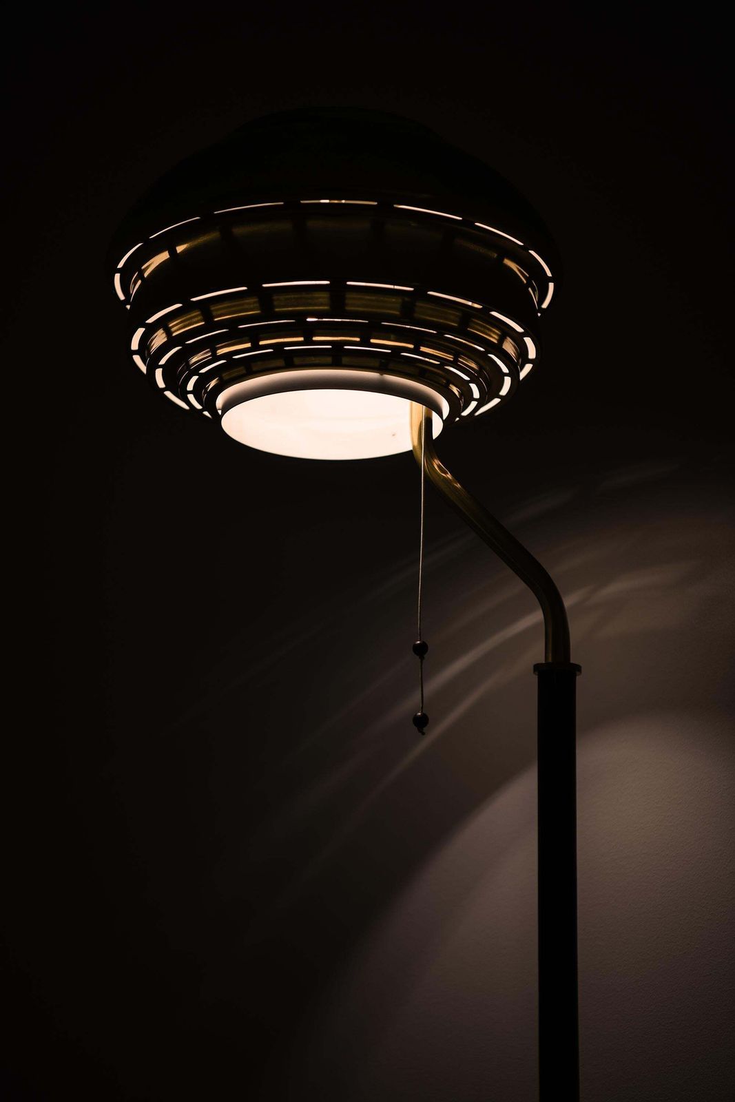 Floor Lamp In Brass And Leather By Alvar Aalto, 1950s photo vinterior