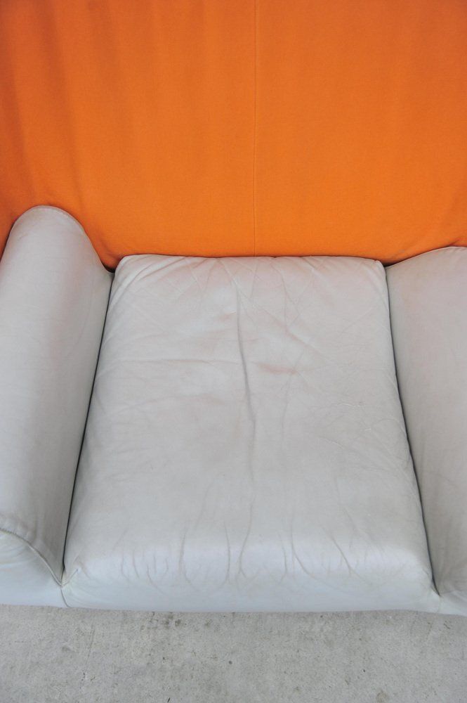 photo furniture Torso Armchair By Paolo Deganello For Cassina