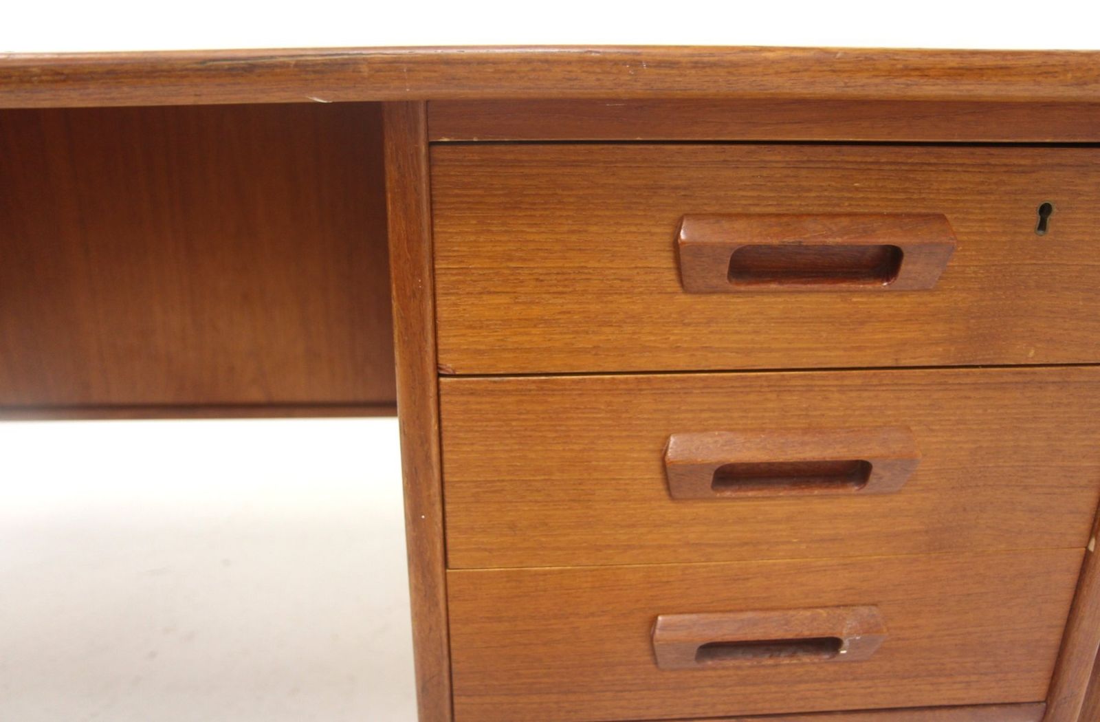 Scandinavian Teak Desk By Göran Strand From Lelångs Möbelfabrik, Sweden, 1950s photo for sale
