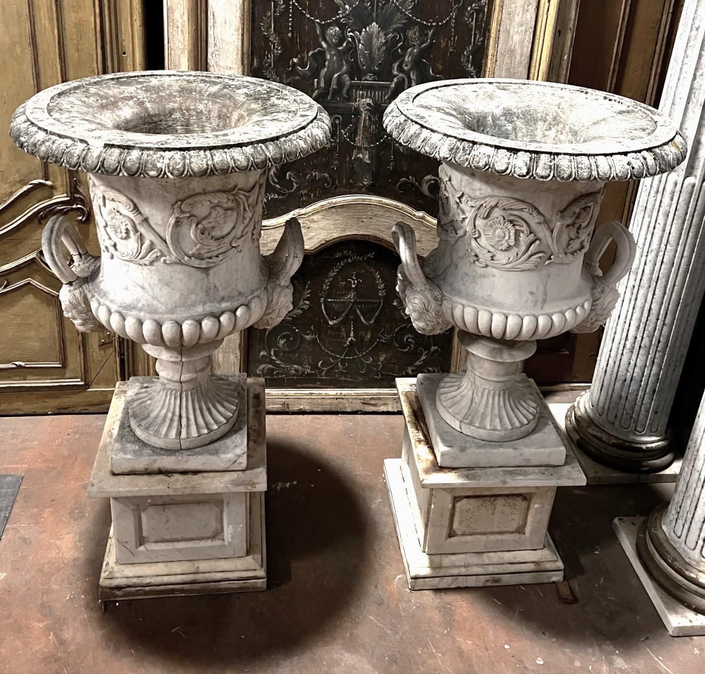 Pair Of Vases In Carrara Marble, Italy photo 8357.0