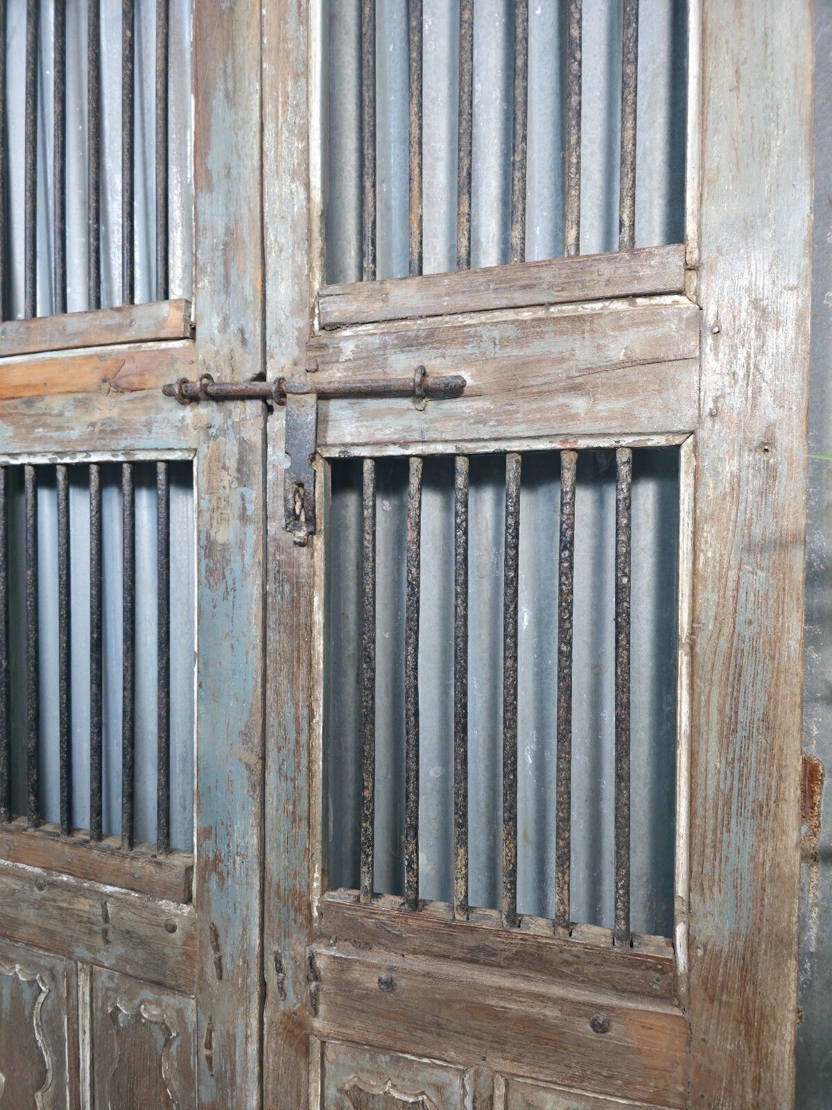 Pair Vintage Rustic Indian Wooden Iron Doors Garden Gates Room Divider Screen photo Home Fixtures