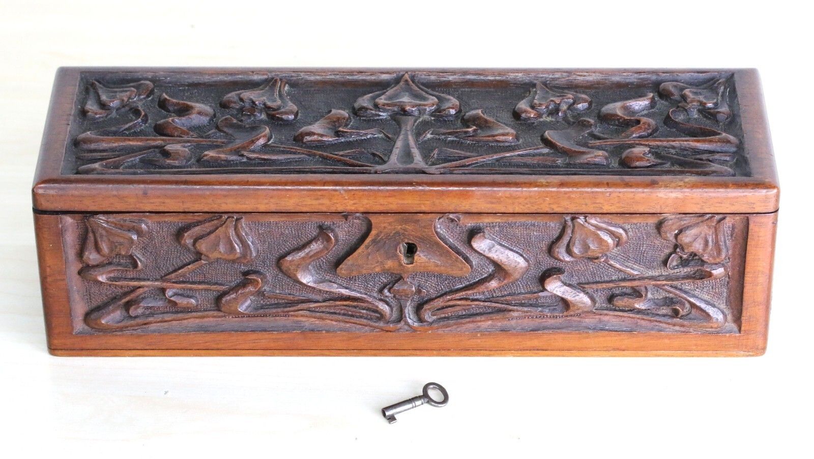 Antique Art Nouveau Carved Box Mahogany Hinged + Lock Iconic Design Original Key photo vinterior