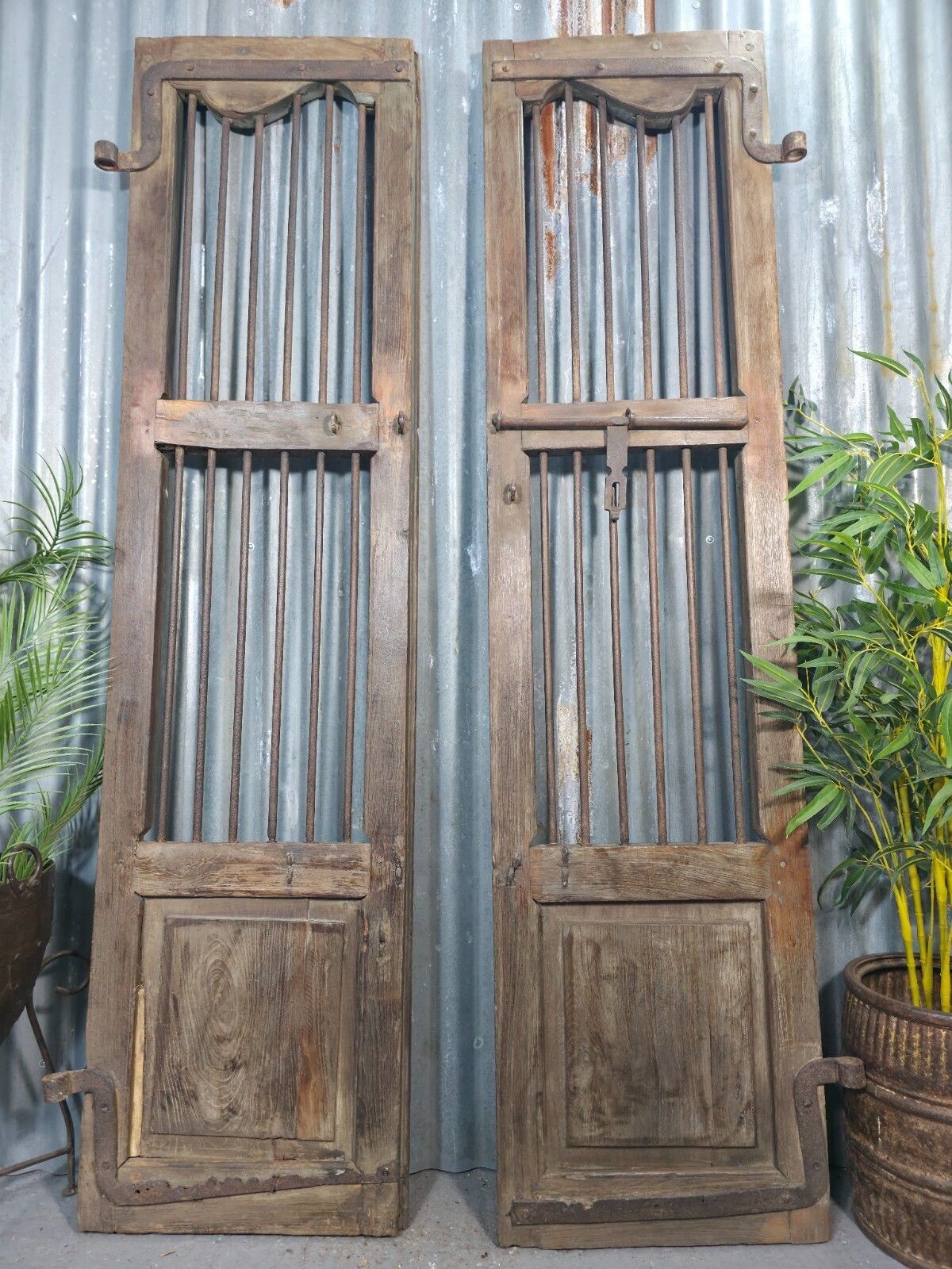 Pair Vintage Rustic Indian Wooden Iron Doors Garden Gates Room Divider Screen photo 245.0