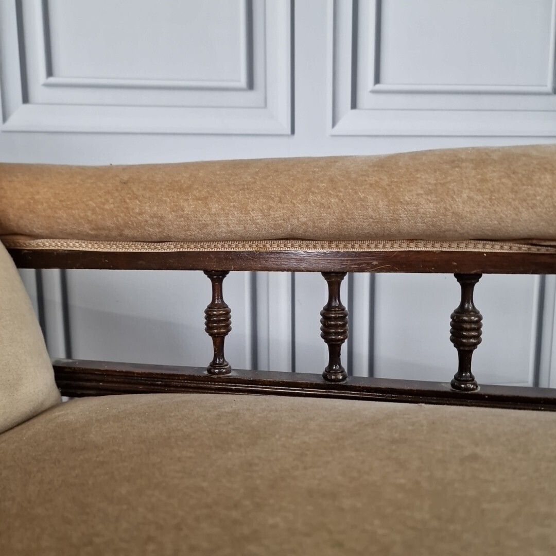 Furniture Antique Chaise Longue Carved Roll Rail Back Day Bed Seat Aesthetic Victorian photo