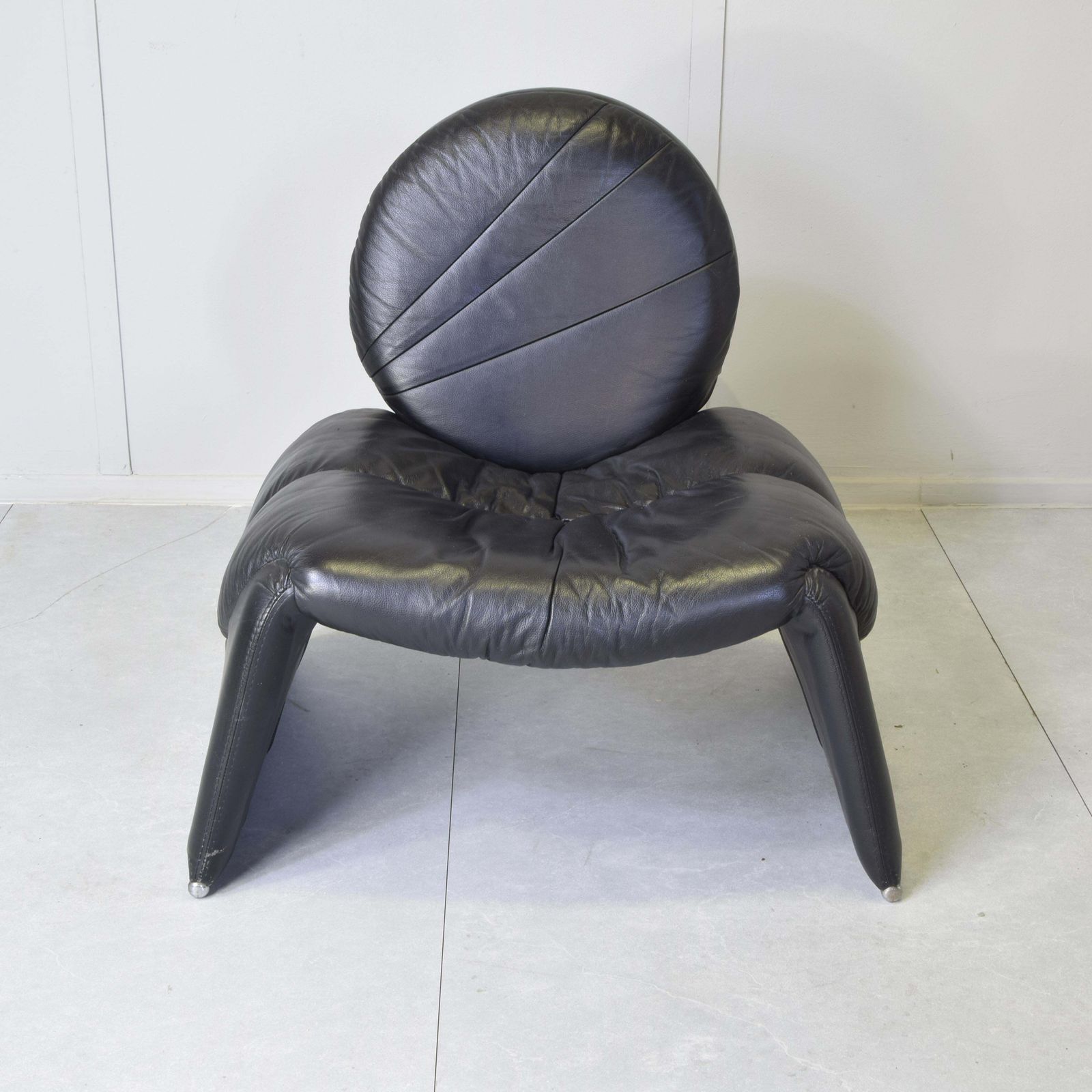 Vittorio Introini Armchair Calypso C35 1980s. photo Furniture