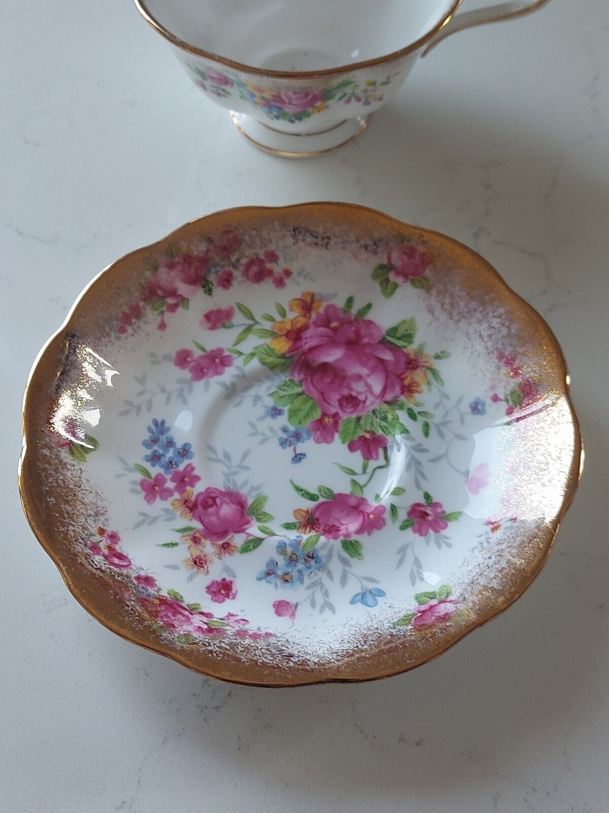 photo furniture Royal Albert Teacup & Saucer Georgina Rose Pink Gold Tone Trim